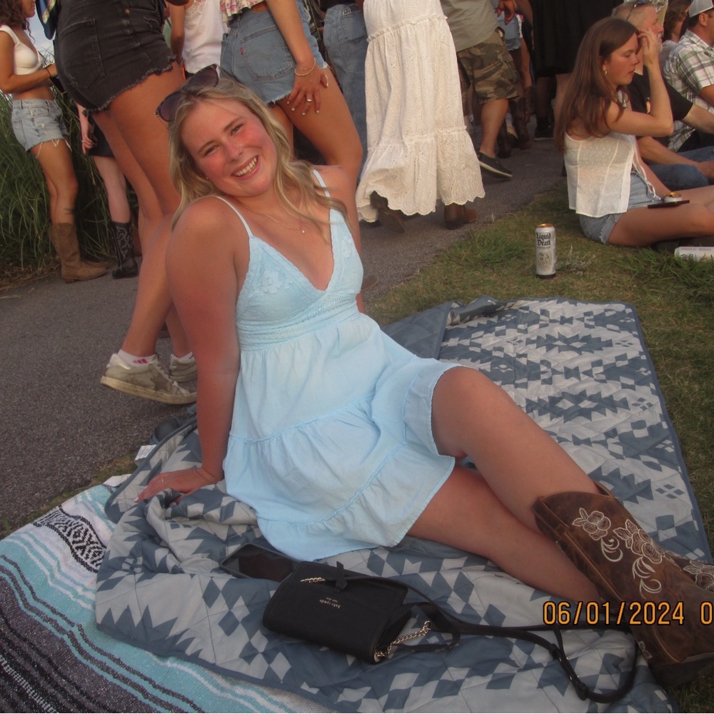 Meet your Posher, Haley